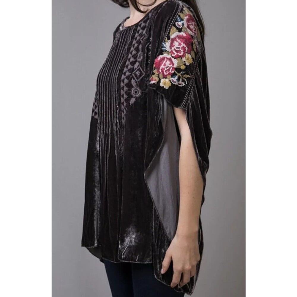 Johnny Was Rose Embroidered Velvet Joy Pintuck Poncho Tunic Medium Brown Floral